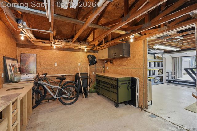 5334 Military Avenue, Brighton Township, MI 48116