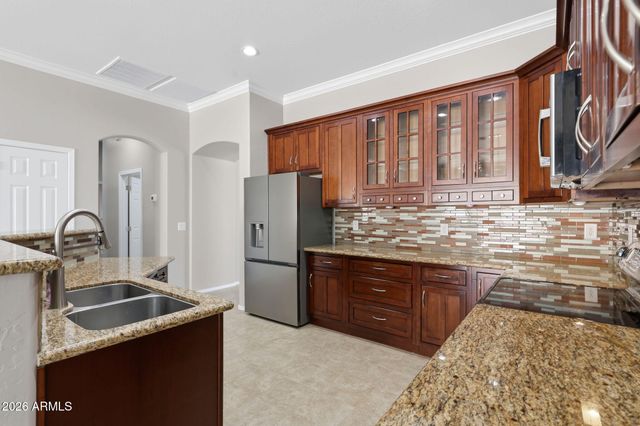 2418 W RED RANGE Way, Phoenix, AZ 85085
