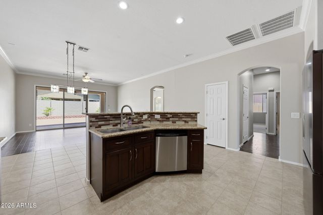 2418 W RED RANGE Way, Phoenix, AZ 85085