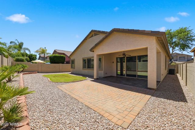 2418 W RED RANGE Way, Phoenix, AZ 85085