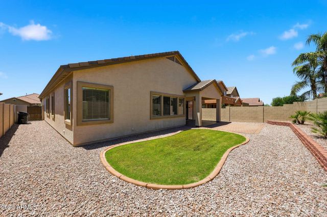 2418 W RED RANGE Way, Phoenix, AZ 85085
