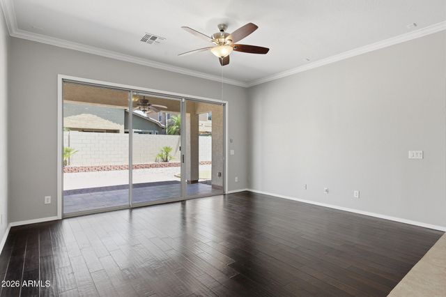 2418 W RED RANGE Way, Phoenix, AZ 85085