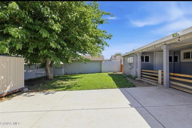 38512 30th E, Palmdale, CA 93550