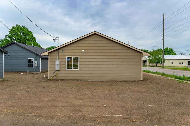 701 N Washington ST, El Dorado, KS 67042