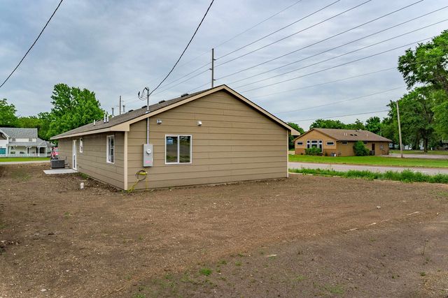 701 N Washington ST, El Dorado, KS 67042