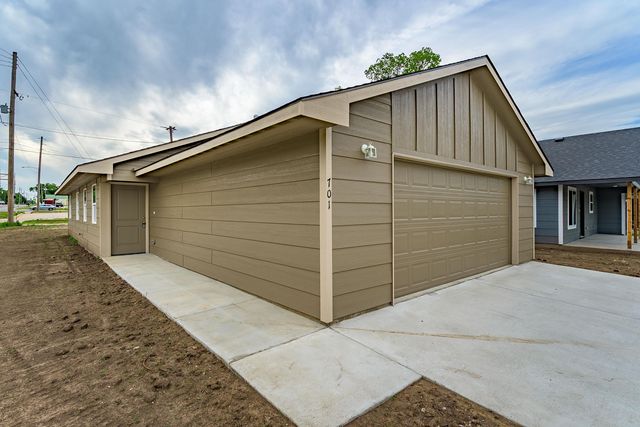701 N Washington ST, El Dorado, KS 67042