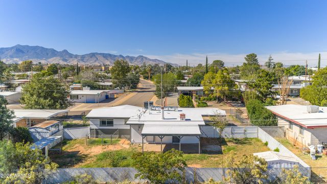 365 PINE TREE Drive, Sierra Vista, AZ 85635