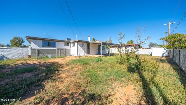 365 PINE TREE Drive, Sierra Vista, AZ 85635