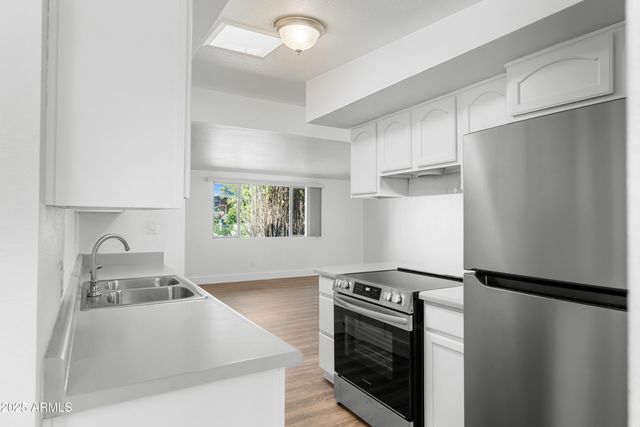 365 PINE TREE Drive, Sierra Vista, AZ 85635