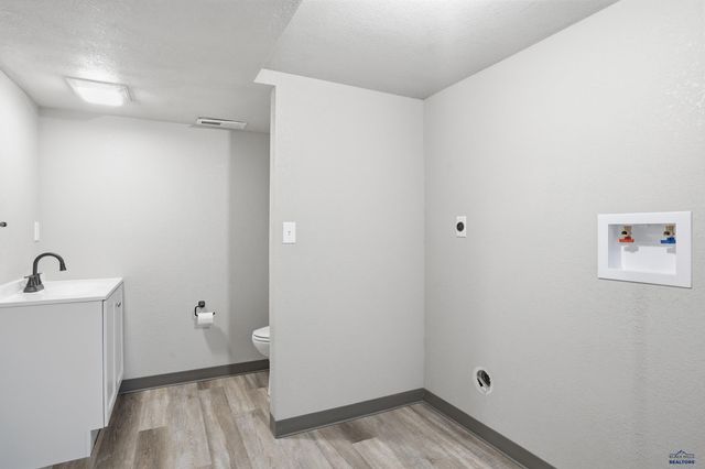 12703 LARENE DR, Black Hawk, SD 57718