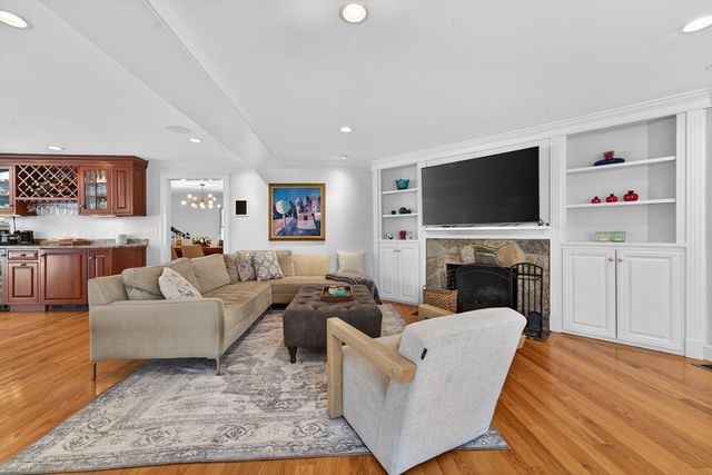 71 Robert Best Road, Sudbury, MA 01776