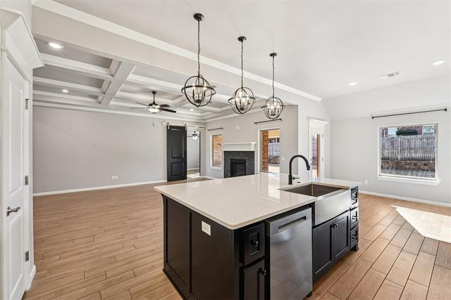 600 Dardanelle Pass, Edmond, OK 73025