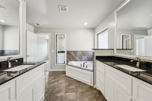 600 Dardanelle Pass, Edmond, OK 73025