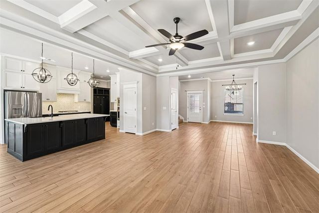 600 Dardanelle Pass, Edmond, OK 73025