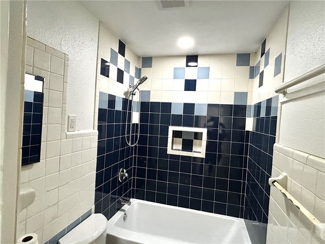 1506 N Ave E, Beeville, TX 78102