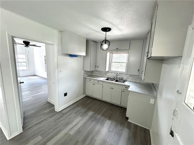 1506 N Ave E, Beeville, TX 78102