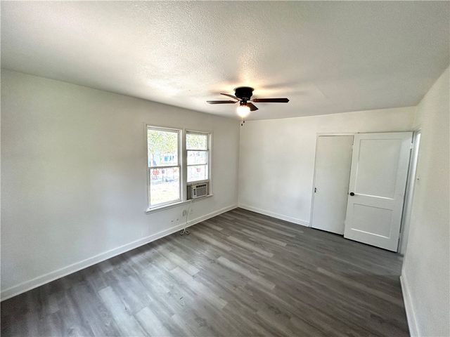 1506 N Ave E, Beeville, TX 78102