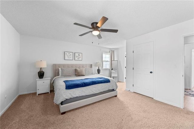 413 Greenway Drive, Blue Springs, MO 64014