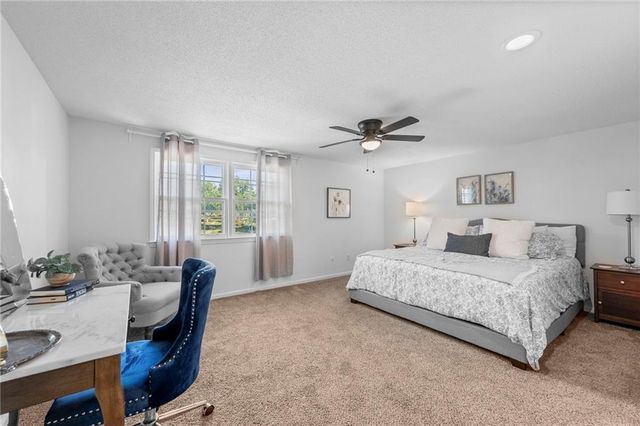 413 Greenway Drive, Blue Springs, MO 64014