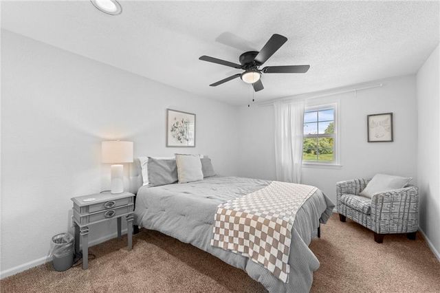 413 Greenway Drive, Blue Springs, MO 64014