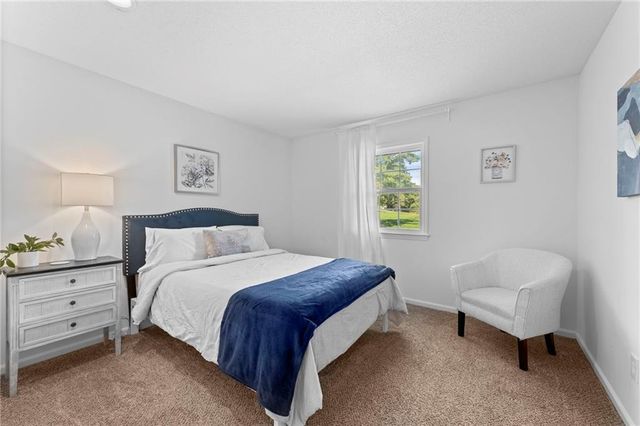 413 Greenway Drive, Blue Springs, MO 64014