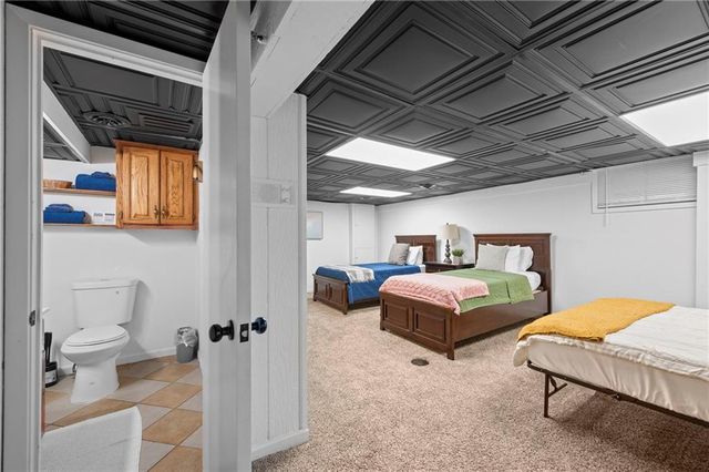 413 Greenway Drive, Blue Springs, MO 64014