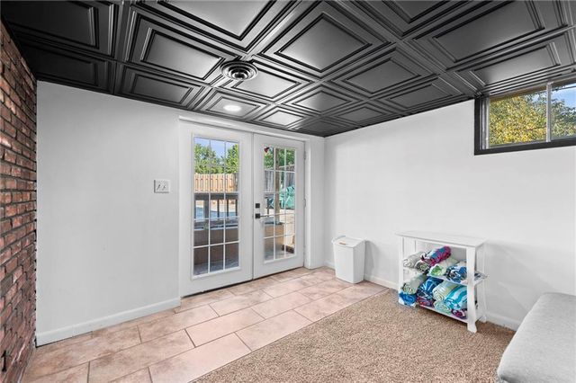 413 Greenway Drive, Blue Springs, MO 64014