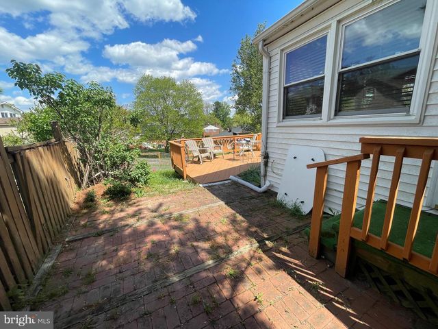 9221 DAVIDSON ST, College Park, MD 20740