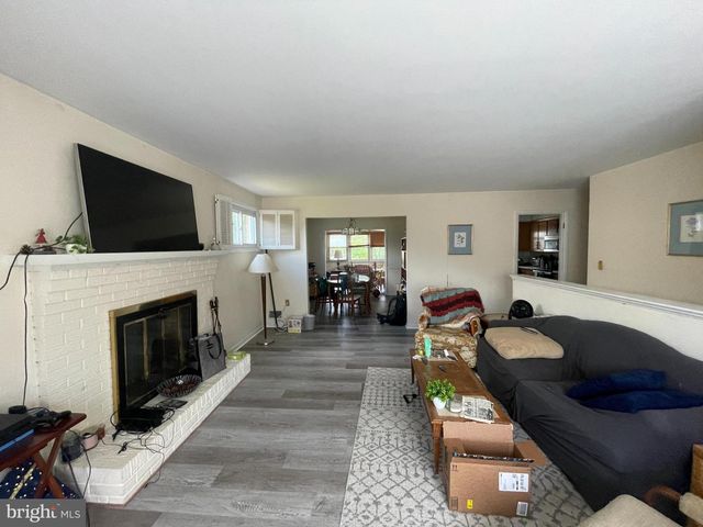 9221 DAVIDSON ST, College Park, MD 20740