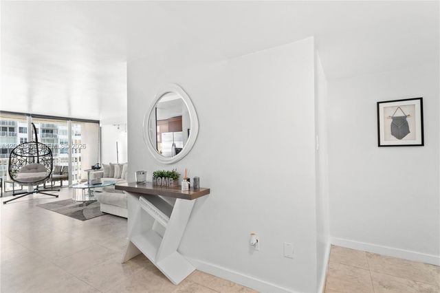 18071 Biscayne Blvd 1404, Aventura, FL 33160