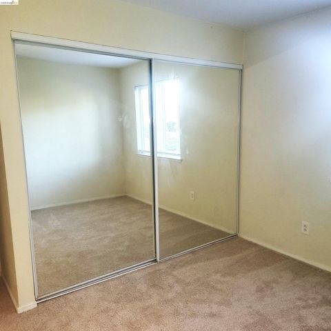 1241 Lakeview Cir, Pittsburg, CA 94565