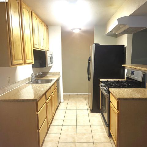 1241 Lakeview Cir, Pittsburg, CA 94565