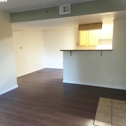 1241 Lakeview Cir, Pittsburg, CA 94565