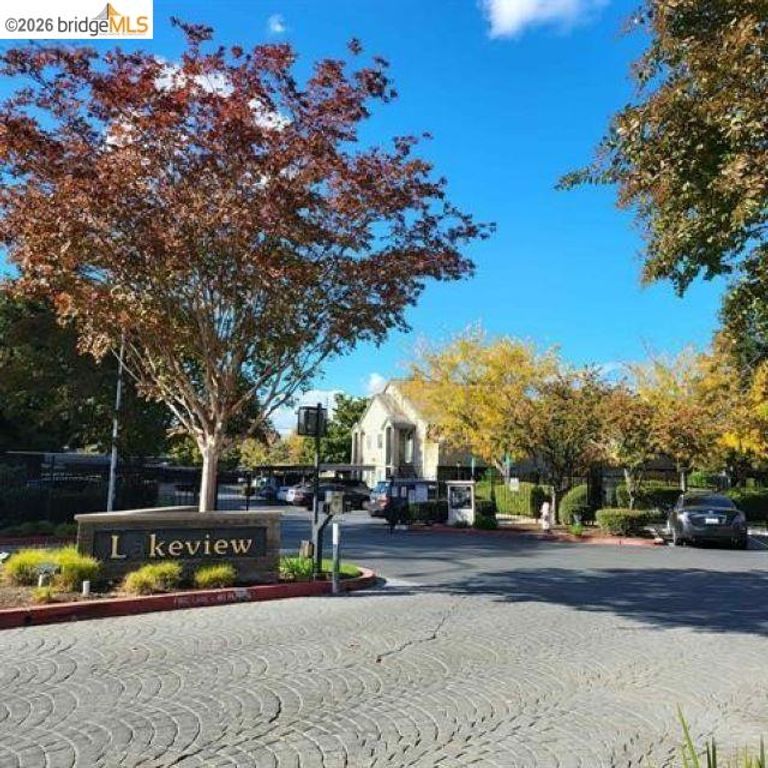 1241 Lakeview Cir, Pittsburg, CA 94565
