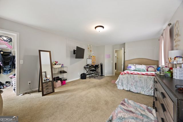 5515 Mossy View Drive, Douglasville, GA 30135
