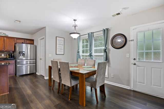 5515 Mossy View Drive, Douglasville, GA 30135