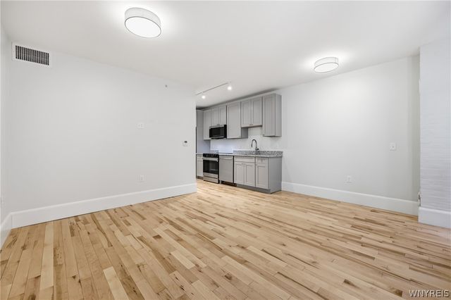 130 Pearl, Buffalo, NY 14202