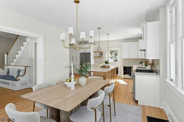 201 Maple Pl, Cranford Twp., NJ 07016