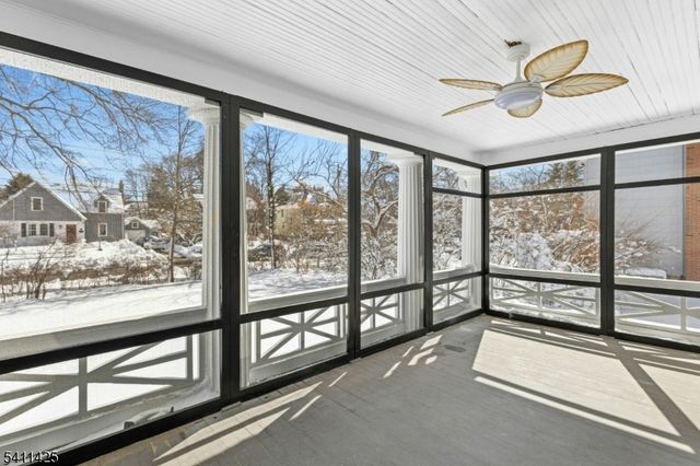 201 Maple Pl, Cranford Twp., NJ 07016