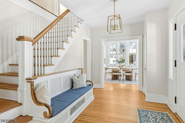 201 Maple Pl, Cranford Twp., NJ 07016