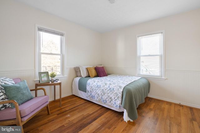 405 E 7TH AVE, Ranson, WV 25438