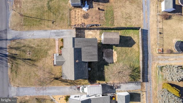 405 E 7TH AVE, Ranson, WV 25438