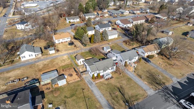 405 E 7TH AVE, Ranson, WV 25438