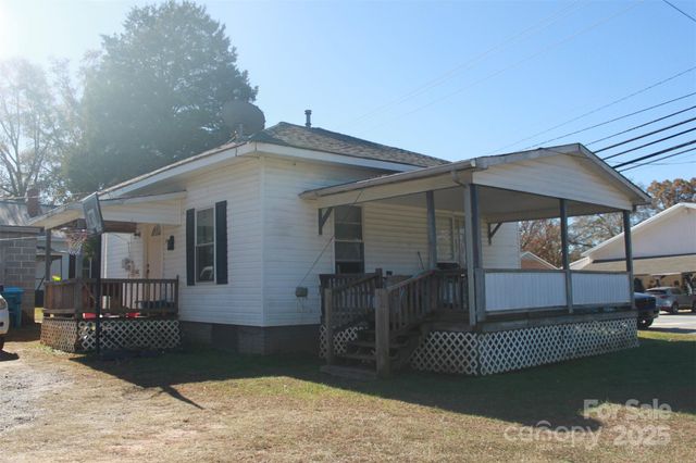 112 Eastside Drive, Forest City, NC 28043