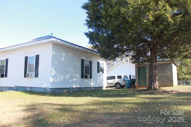 112 Eastside Drive, Forest City, NC 28043