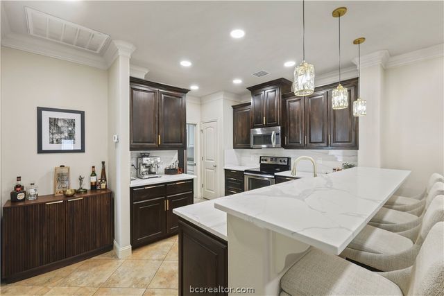 3801 Harvey Road, College Station, TX 77845