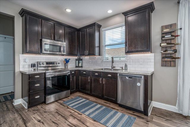 182 Honey Locust Lane, Commercial Point, OH 43116