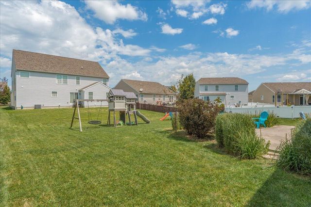 182 Honey Locust Lane, Commercial Point, OH 43116
