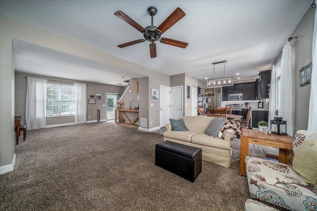 182 Honey Locust Lane, Commercial Point, OH 43116