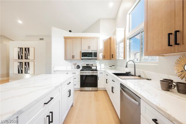 7240 Tealwood Street, Las Vegas, NV 89131